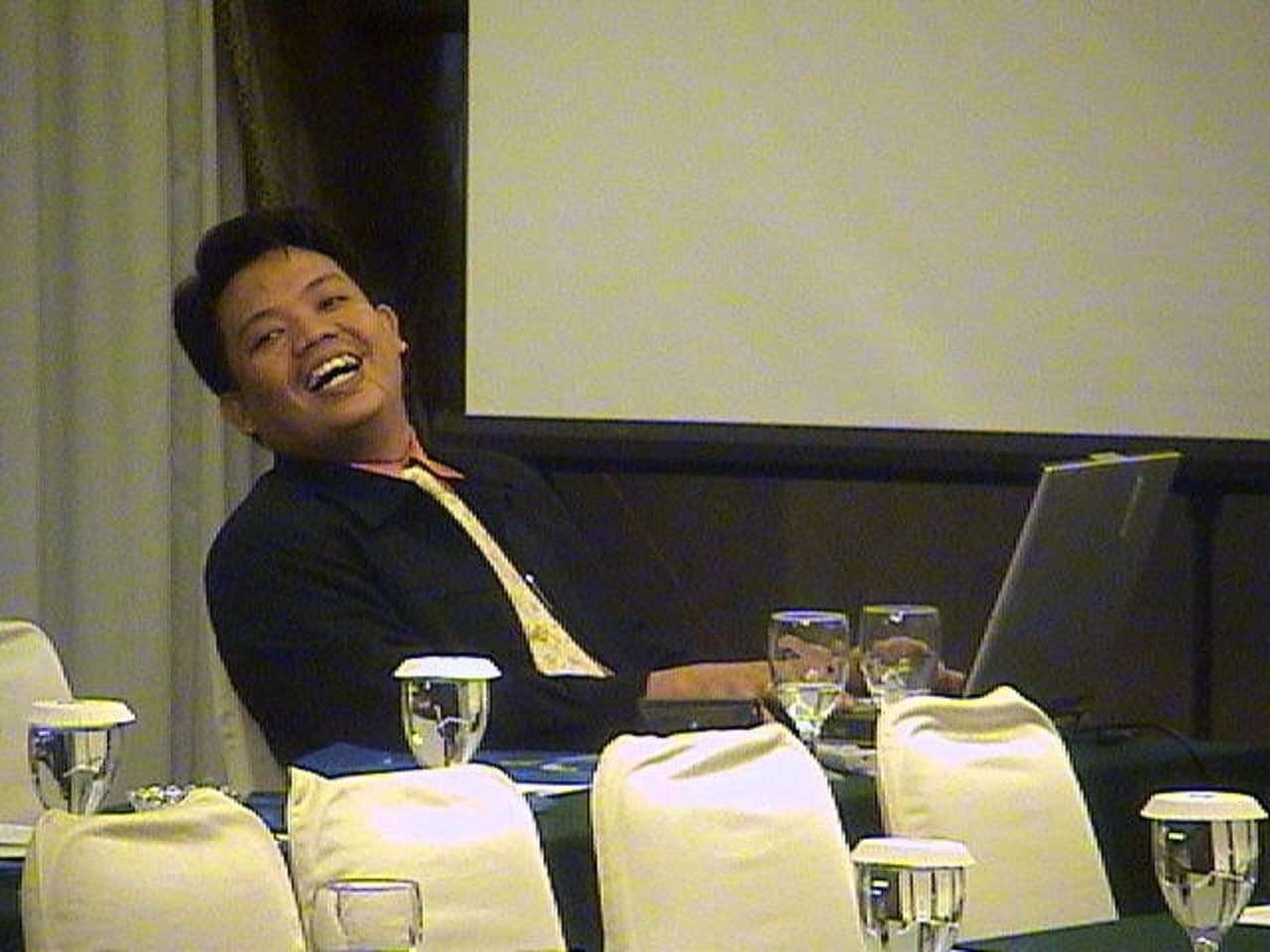 PROTEKSI DIRI DARI SERANGAN AIDS